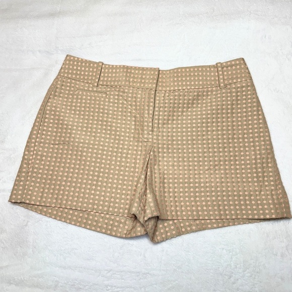 Loft size 6 Tan Polka Dot Women's Shorts - Picture 1 of 3